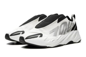 Adidas Yeezy 700 MNVN “Laceless Analog” DF