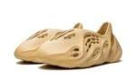 Adidas Yeezy Foam Runner “Desert Sand” f