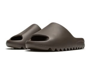 Adidas Yeezy Slide “Soot 2021 f